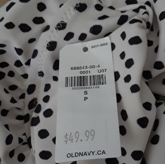 Old Navy swimming suit - Picture 5 of 6